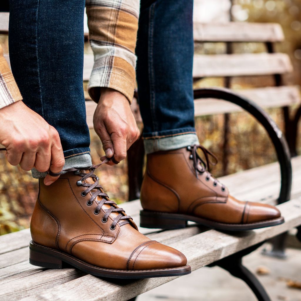 Cushioned Leather Insole & Ergonomic Arch Support Construction Detail
