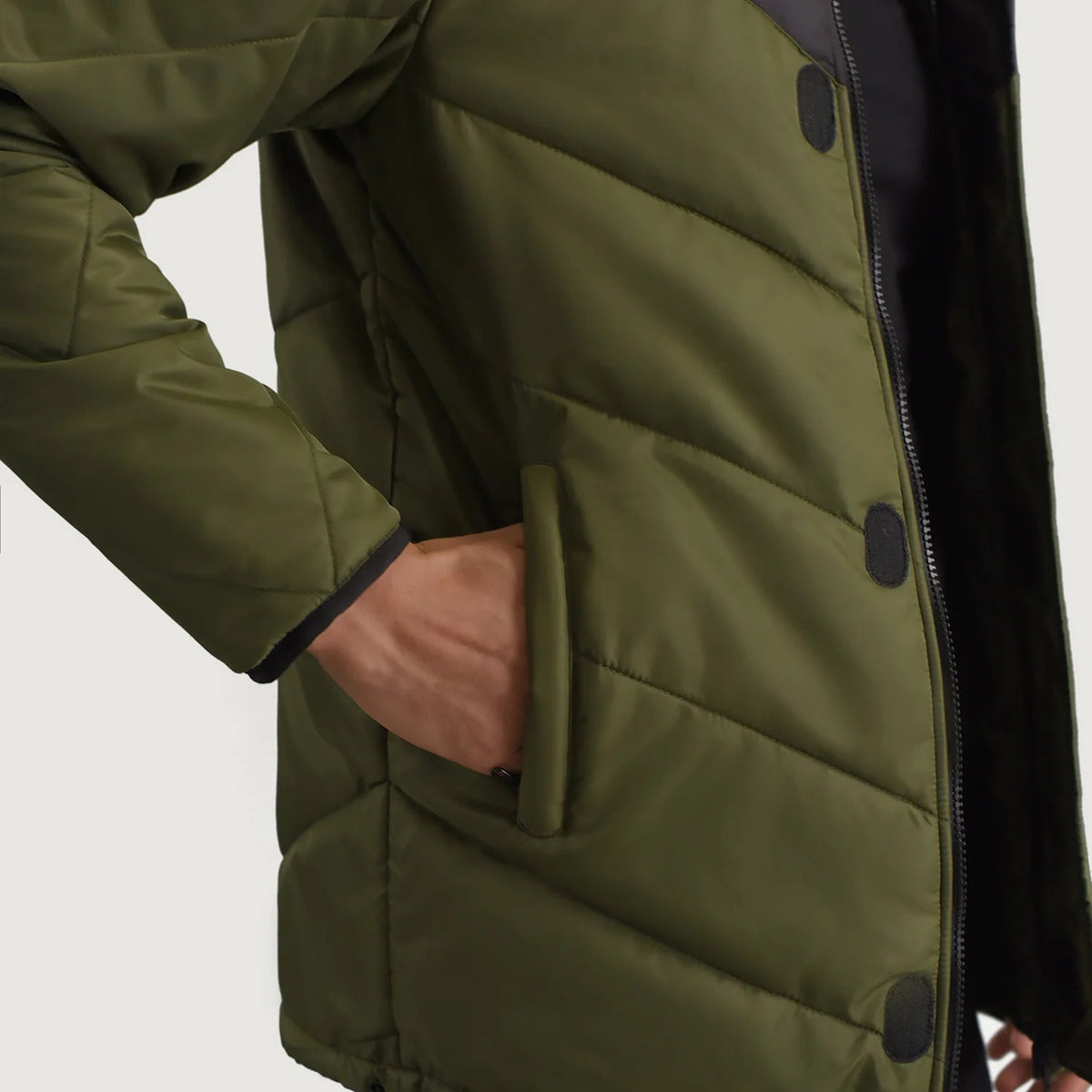 
Interior View Showing Quilted Viscose Lining & Dual Inside Utility Storage Pockets